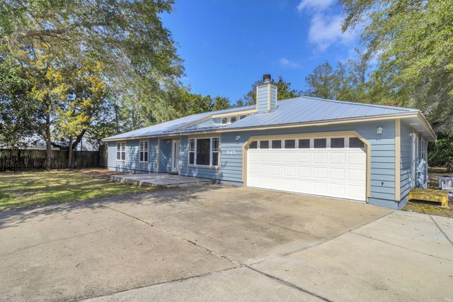 845 N Lakeside Drive, Destin, FL 32541