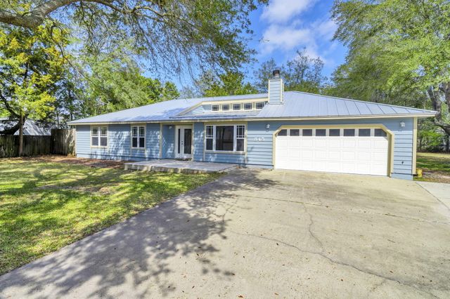 845 N Lakeside Drive, Destin, FL 32541