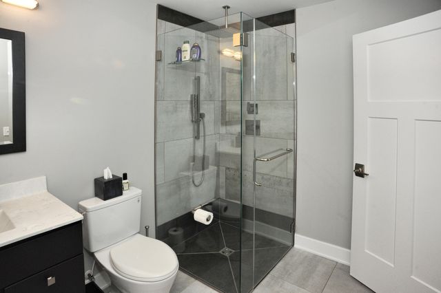 205 Elmhurst Avenue, Valparaiso, IN 46385