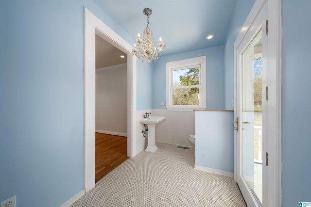 99 NORA LANE, Sylacauga, AL 35151