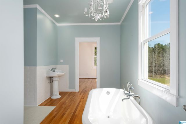 99 NORA LANE, Sylacauga, AL 35151