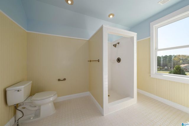 99 NORA LANE, Sylacauga, AL 35151