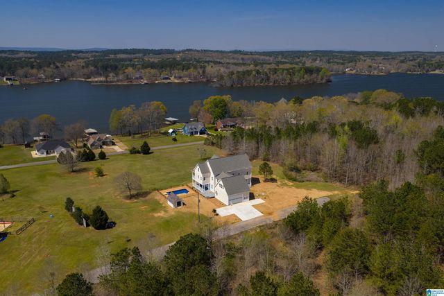 99 NORA LANE, Sylacauga, AL 35151