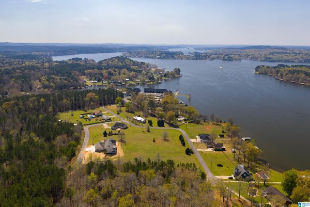 99 NORA LANE, Sylacauga, AL 35151