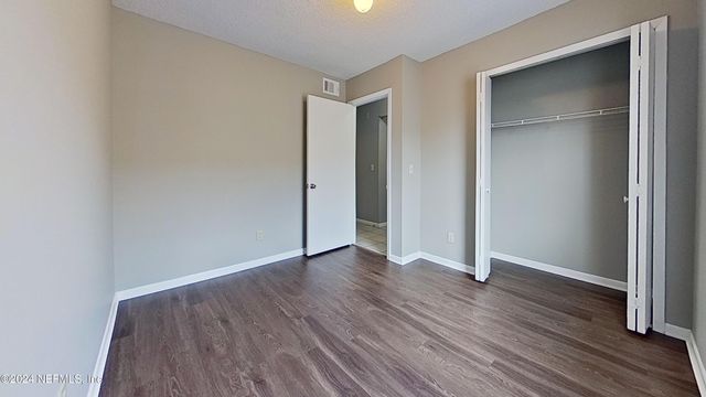 1293 MONTECELLO Drive B, Orange Park, FL 32065