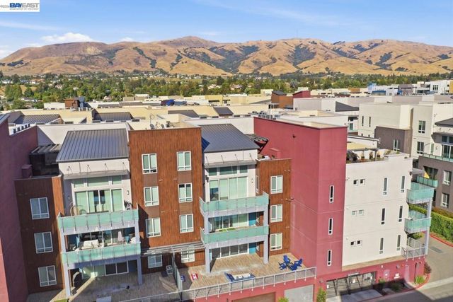 2359 Halogen Cmn 104, Fremont, CA 94539