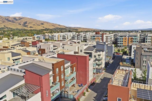 2359 Halogen Cmn 104, Fremont, CA 94539