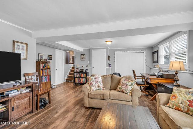 6 Hilltop Road, West Long Branch, NJ 07764