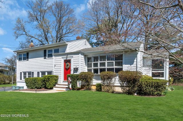 6 Hilltop Road, West Long Branch, NJ 07764