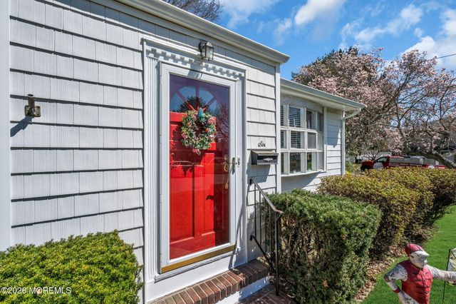 6 Hilltop Road, West Long Branch, NJ 07764