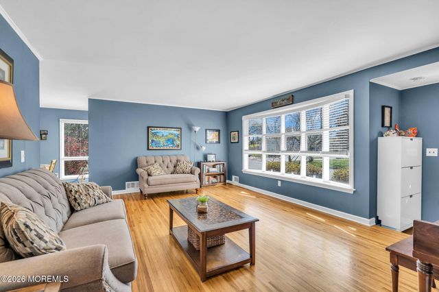 6 Hilltop Road, West Long Branch, NJ 07764