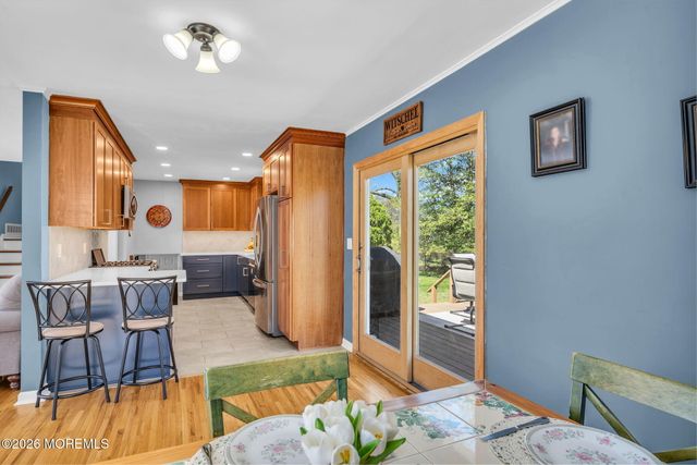 6 Hilltop Road, West Long Branch, NJ 07764