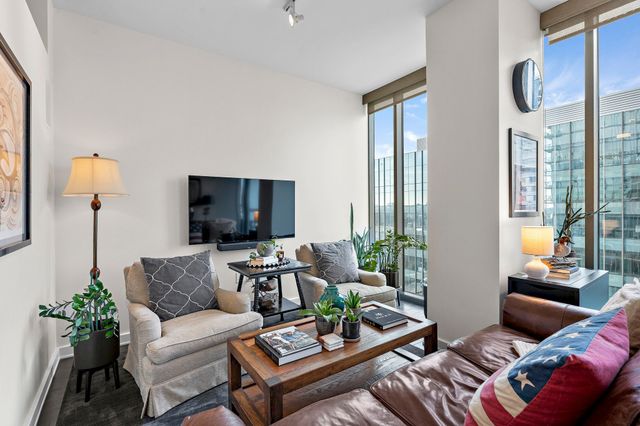 1212 Laurel St Apt 1510, Nashville, TN 37203