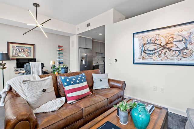 1212 Laurel St Apt 1510, Nashville, TN 37203