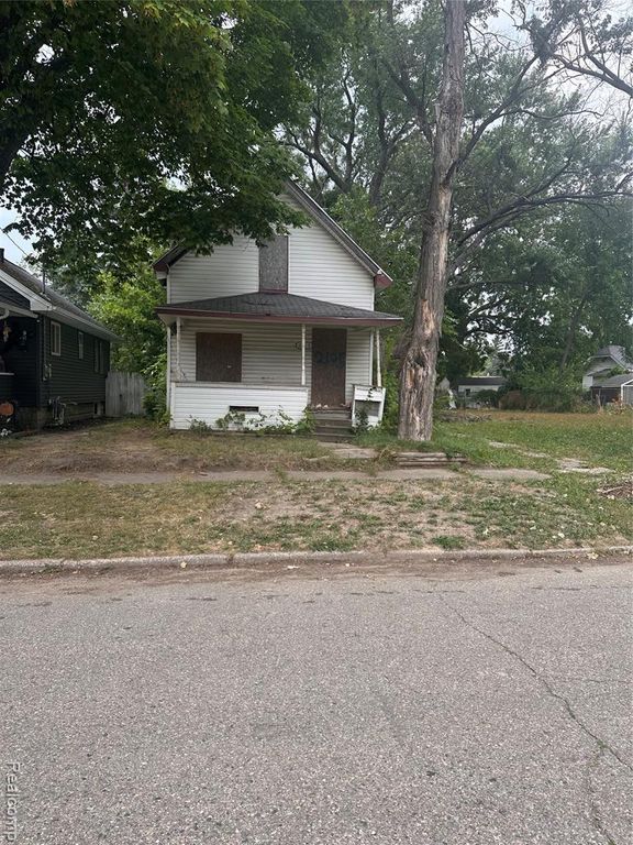2105 Maryland Avenue, Flint, MI 48506