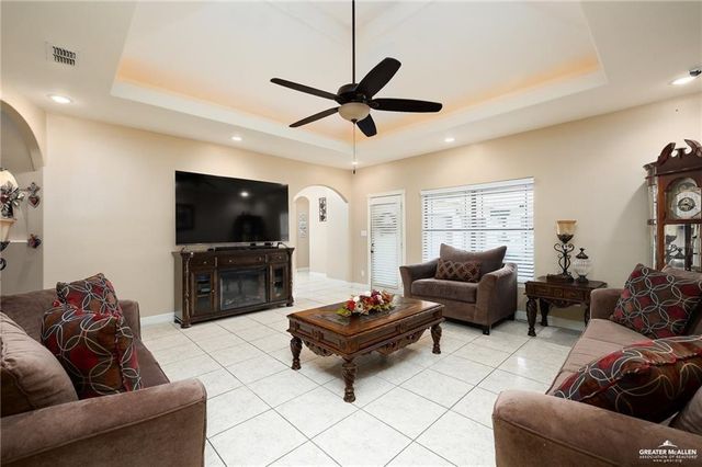 1409 Barcelona Boulevard, Mission, TX 78572