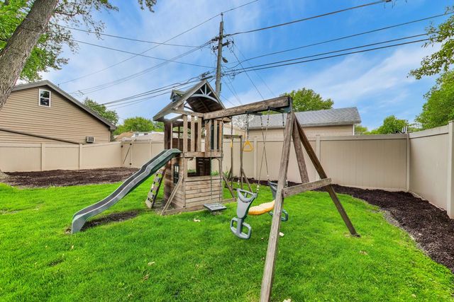 11000 S TRUMBULL Avenue, Chicago, IL 60655