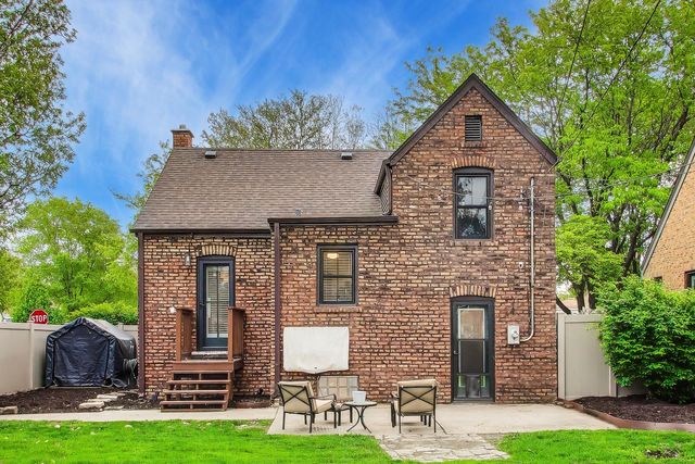 11000 S TRUMBULL Avenue, Chicago, IL 60655