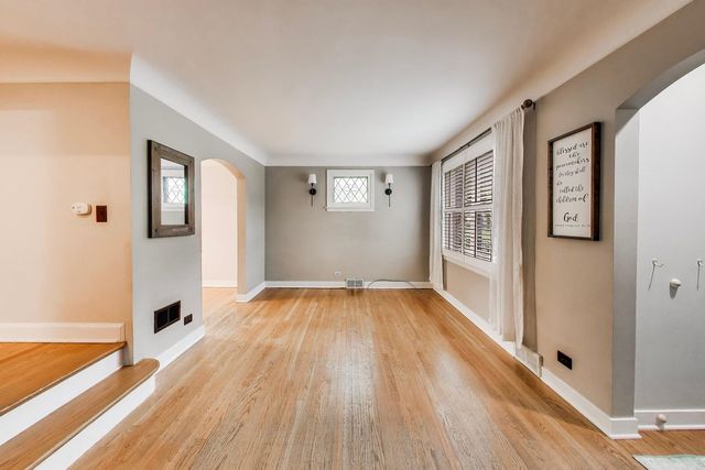 11000 S TRUMBULL Avenue, Chicago, IL 60655