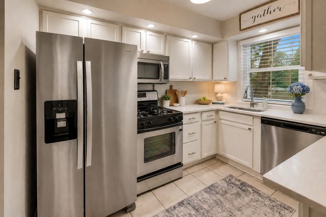 11000 S TRUMBULL Avenue, Chicago, IL 60655