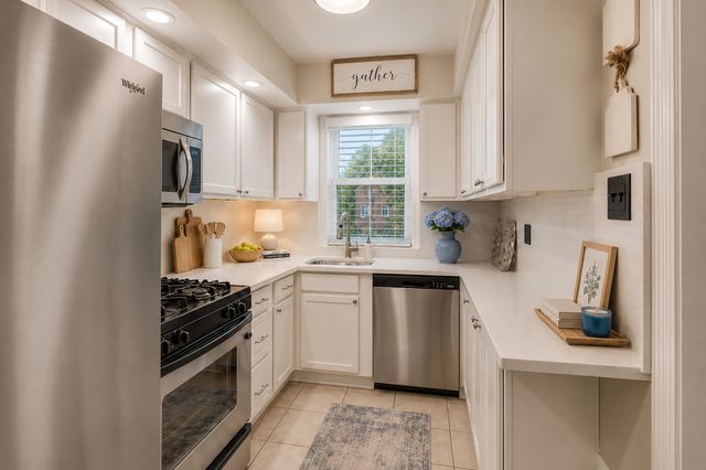 11000 S TRUMBULL Avenue, Chicago, IL 60655