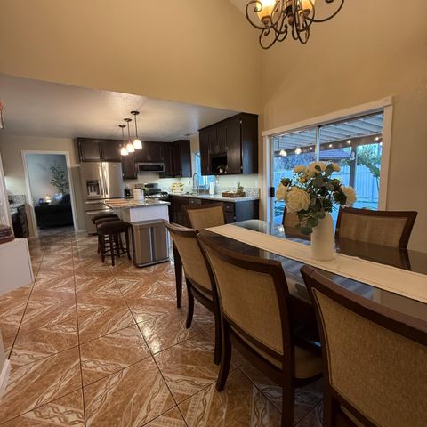 3009 Glen Grove Ct, Ceres, CA 95307