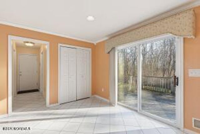 6 Katie Court, Lakewood, NJ 08701