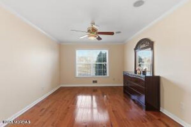 6 Katie Court, Lakewood, NJ 08701