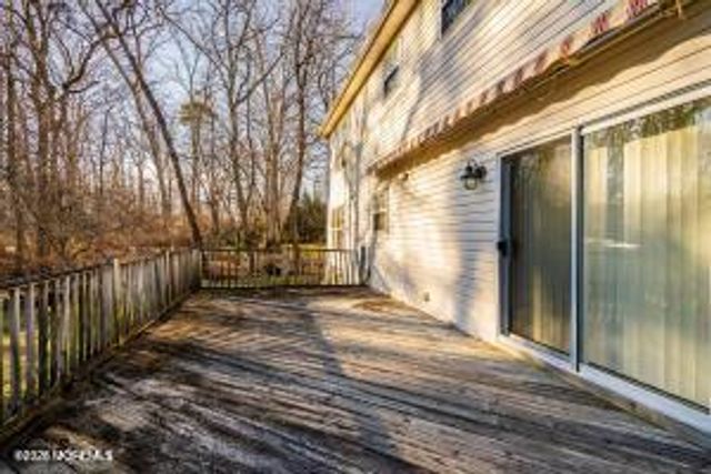 6 Katie Court, Lakewood, NJ 08701