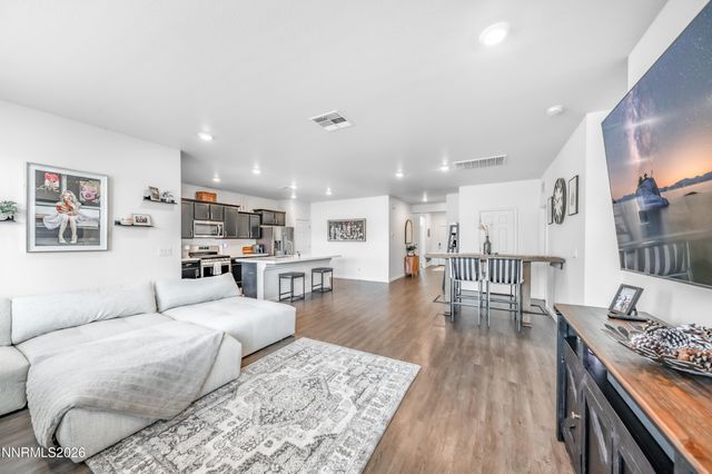 6443 June Bug Court, Sparks, NV 89436