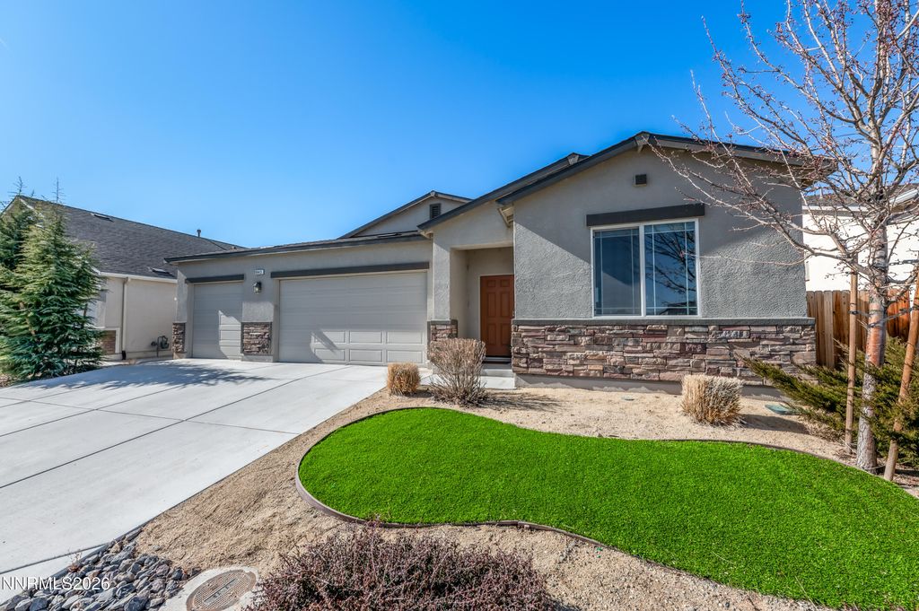 6443 June Bug Court, Sparks, NV 89436