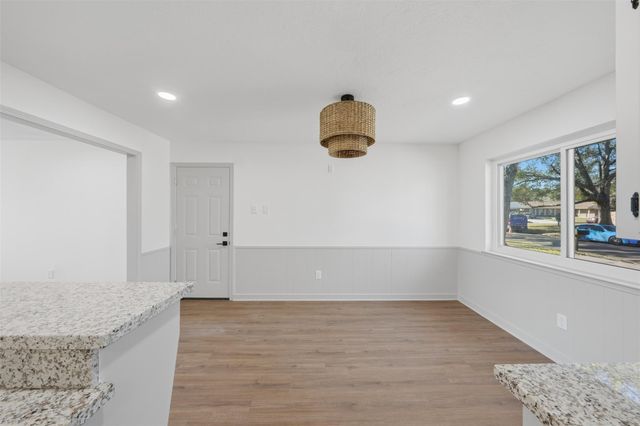 5002 Cedar Creek Drive, Dickinson, TX 77539