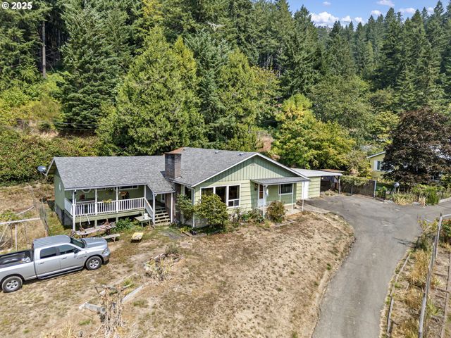 500 E B Ave, Drain, OR 97435