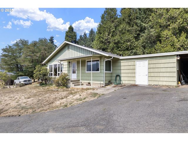 500 E B Ave, Drain, OR 97435