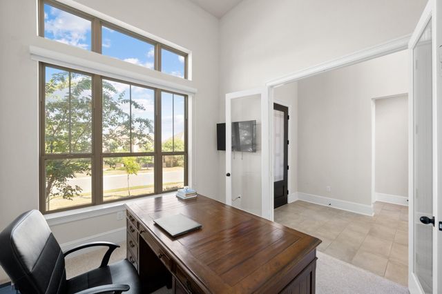 499 Anfield CIR, Austin, TX 78738
