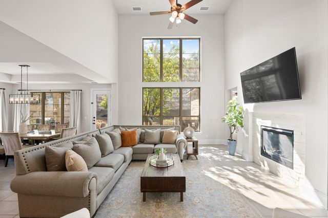 499 Anfield CIR, Austin, TX 78738
