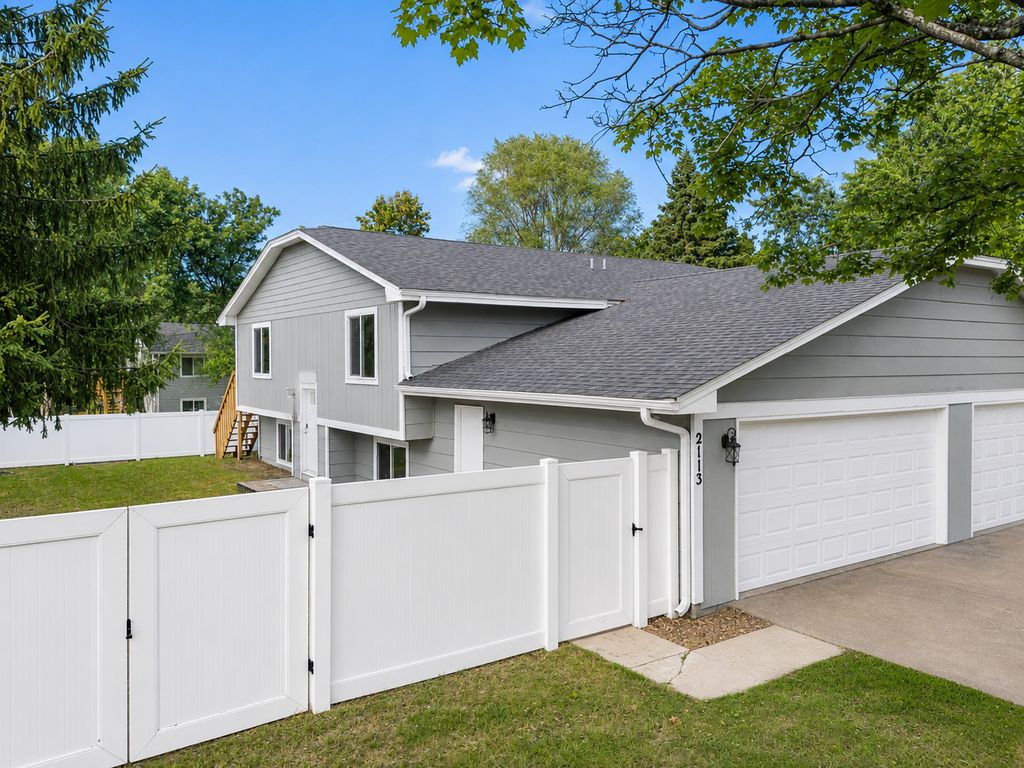2113 109th Avenue NW, Coon Rapids, MN 55433 — exterior