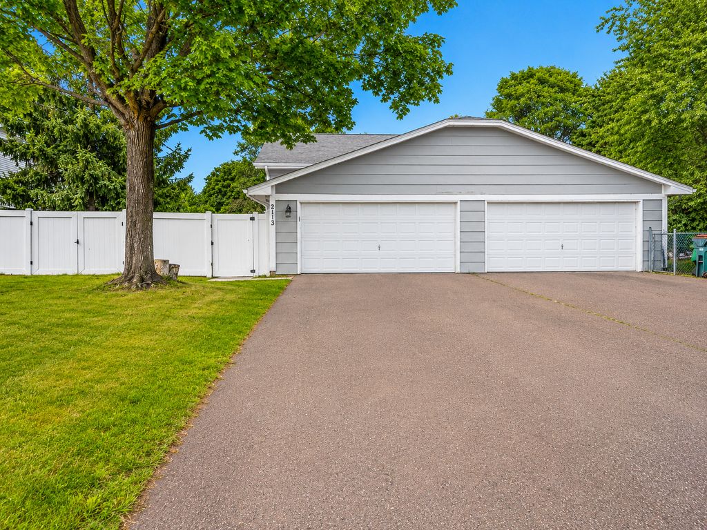 2113 109th Avenue NW, Coon Rapids, MN 55433 — photo 2