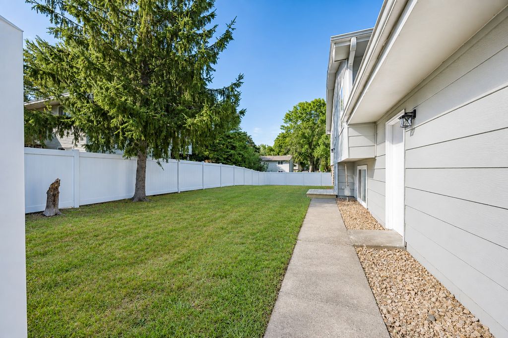 2113 109th Avenue NW, Coon Rapids, MN 55433 — photo 5