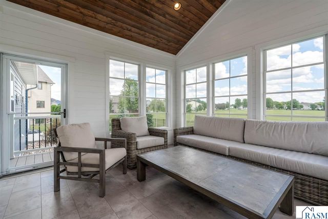 1824 Raymond Drive, North Mankato, MN 56003