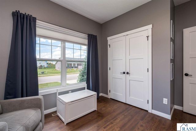 1824 Raymond Drive, North Mankato, MN 56003