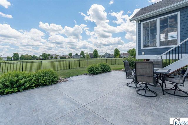 1824 Raymond Drive, North Mankato, MN 56003