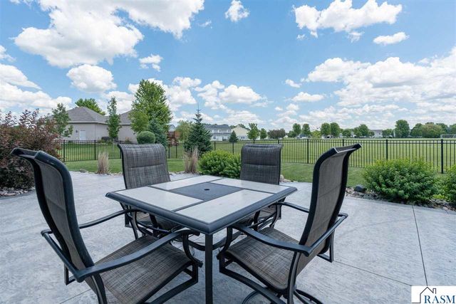1824 Raymond Drive, North Mankato, MN 56003
