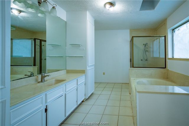 334 Fountain Lane, Hilltop Lakes, TX 77871