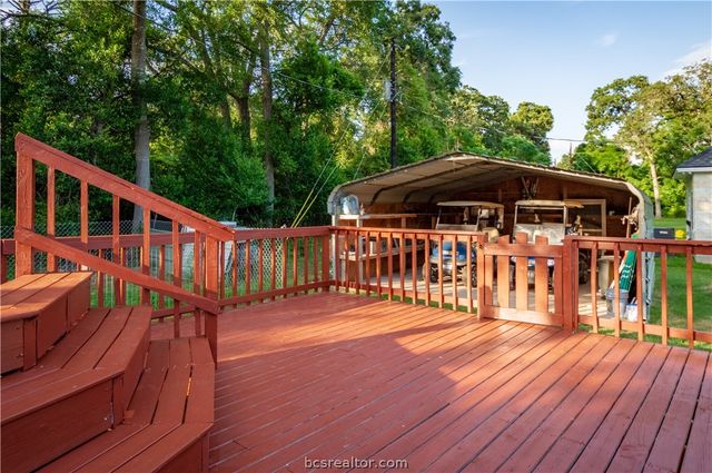 334 Fountain Lane, Hilltop Lakes, TX 77871