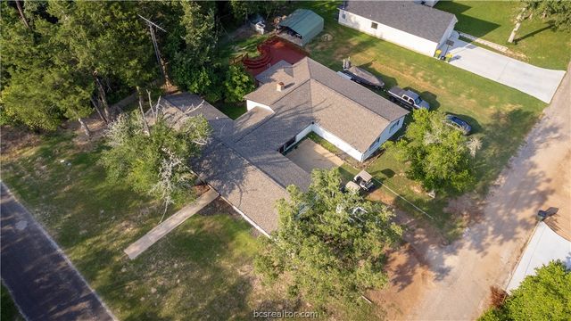 334 Fountain Lane, Hilltop Lakes, TX 77871