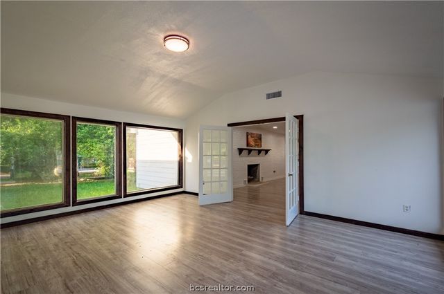 334 Fountain Lane, Hilltop Lakes, TX 77871