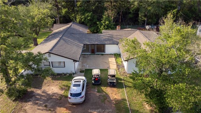 334 Fountain Lane, Hilltop Lakes, TX 77871