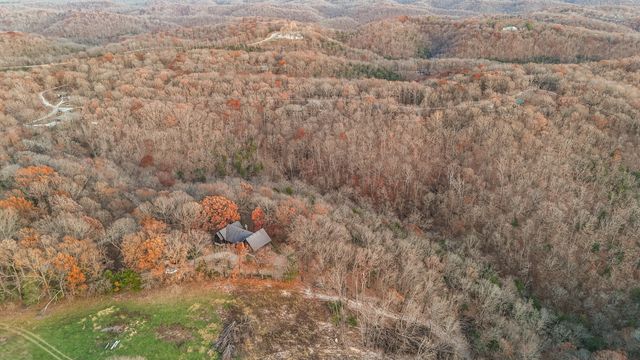22011 Coyote Ridge Road, Cassville, MO 65625