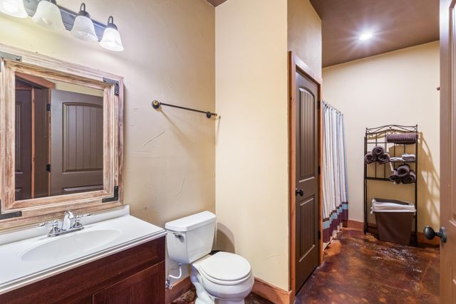 22011 Coyote Ridge Road, Cassville, MO 65625